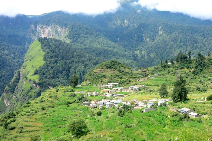 डुमक गांव