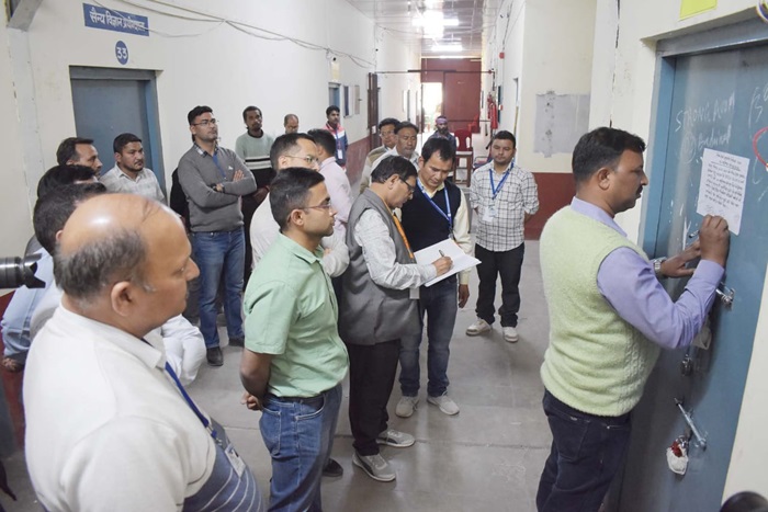 थ्री लेयर सुरक्षा