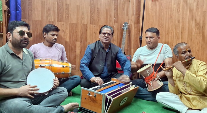 चमोली: गोपेश्वर में पारंपरिक वाद्ययंत्रों के संरक्षण पर दिया जोर दिया–