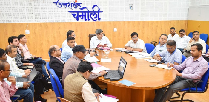 चमोली जनपद के वाइब्रेंट विलेज में सेना, आईटीबीपी व प्रशासन समन्वय बनाकर करे काम–