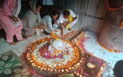 चमोली: छाेटी काशी हाट के प्राचीन शिव मंदिर में प्रज्ज्वलित हुआ दो क्विंटल घी का दीया–