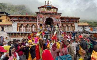 श्रद्धा: टिहरी के घुत्तुघनसाली से देवडोलियों के साथ बदरीनाथ पहुंचे श्रद्धालु–