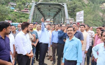 चमोली: अंतर मंत्रालयीय टीम ने आपदा प्रभावित थराली और नंदानगर क्षेत्र में किया स्थलीय से लेकर हवाई सर्वेक्षण–