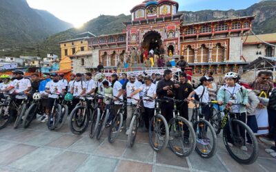 चमोली: बदरीनाथ धाम परिसर से माणा पास एमटीबी चैलेंज साइकिलिंग प्रतियोगिता शुरू–