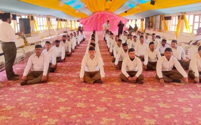 सनातन संस्कृति: बदरीनाथ धाम में राष्ट्रीय स्वयं सेवक संघ ने आयोजित किया पथ संचलन कार्यक्रम–