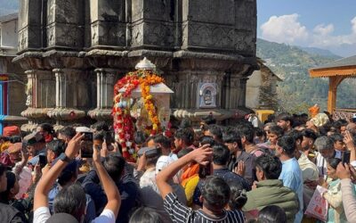आस्था: ऊखीमठ के ओंकारेश्वर मंदिर में विराजमान हुई केदार बाबा की पंचमुखी डोली, यहीं होगी शीतकालीन पूजाएं–