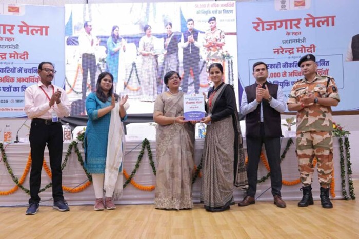 नियुक्ति: देहरादून में आयोजित हुआ रोजगार मेला, 215 युवा-युवतियों को प्रदान किए गए नियुक्ति पत्र–