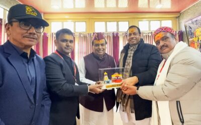 चमोली: प्रसिद्ध उद्योगपति मुकेश अंबानी ने किए बदरीनाथ और केदारनाथ के दर्शन, मंदिर समिति को भेंट किए 10 करोड़ रुपये–
