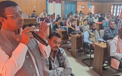 चमोली: छठवें वेतन आयोग की बैठक में कमेटी के सामने जनप्रतिनिधियों ने रखे सुझाव–