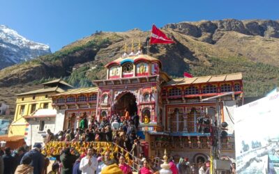 जय बदरीनाथ: शीतकाल के लिए बंद हुआ बदरीनाथ में वेद ऋचाओं का वाचन–
