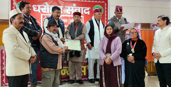 चमोली: सामाजिक सरोकारों से जुड़ी धरोहर संस्था ने दिया संस्कृति के संरक्षण का संदेश–