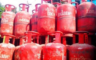 चमोली: पोखरी के थालाबैड़ क्षेत्र में रसोई गैस सिलिंडर वाहन पहुंचाने की मांग उठाई–