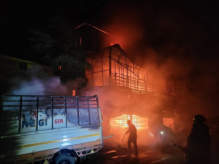 आगजनी आगजनी