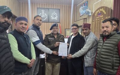 चमोली: पीपलकोटी क्षेत्र में नशे के खिलाफ अभियान चलाए पुलिस प्रशासन, स्थानीय लोगों ने उठाई मांग–