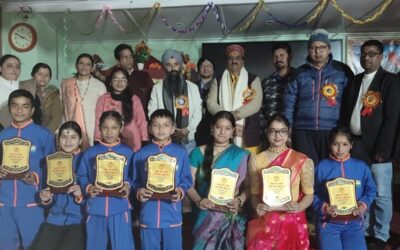 चमोली: ज्योतिर्मठ के सरस्वती विद्या मंदिर इंटर कॉलेज में मेधावियों को किया सम्मानित–