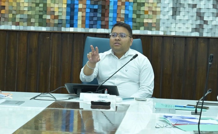 सुर​क्षित