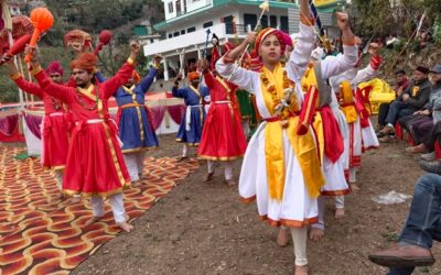 चमोली: आदर्श विद्या मंदिर कोठियालसैंण में आयोजित हुआ गढ़वाली बोली में पहली बार चक्रव्यूह का मंचन–