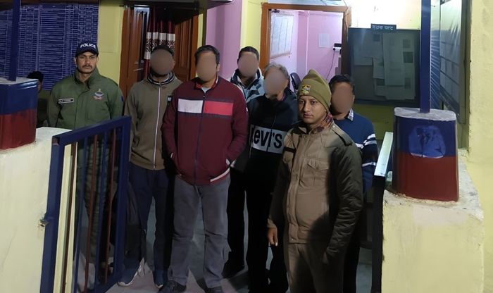 सुभम गोविंदघाट में मिला सुभम गोविंदघाट में मिला