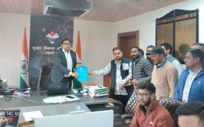 चमोली: थराली में क्षेत्र पंचायत के कार्यों को वर्कऑडर से कराएं, सीडीओ से मिले जनप्रतिनि​धि–