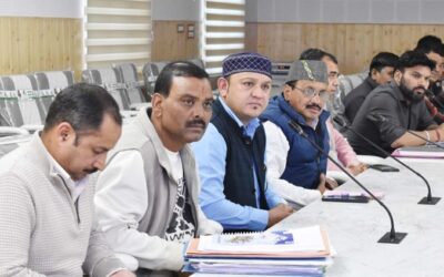 चमोली: चारधाम तैयारियों को लेकर जिलाधिकारी ने की समीक्षा बैठक, स्केट होल्डर्स भी हुए शामिल–
