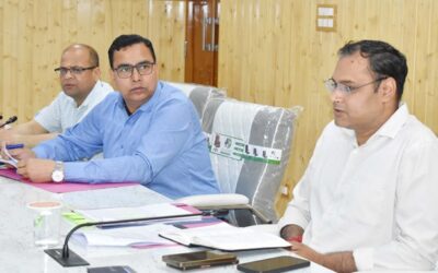 चमोली: जिला​धिकारी गौरव कुमार ने की सीएम हेल्पलाइन 1905 पर मिली ​शिकायतों की समीक्षा–