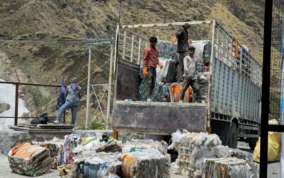 चमोली: नगर पंचायत बदरीनाथ ने कूड़े से कमाए 84 हजार रुपये, एक सप्ताह में आठ टन कचरा उठाया–