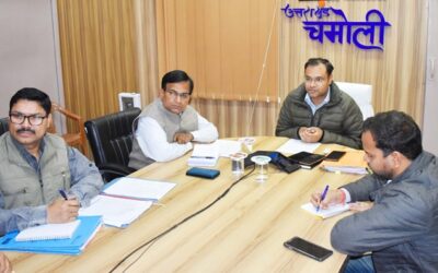 चमोली: जनगणना कार्य में तेजी लाएं, समयबद्ध लक्ष्य हर हाल में पूरा करें : जिलाधिकारी–