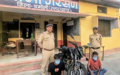 चमोली: पुलिस ने चोरी की मोटरसाइकिल के साथ दो अ​भियुक्तों को 24 घंटे के भीतर पकड़ा–