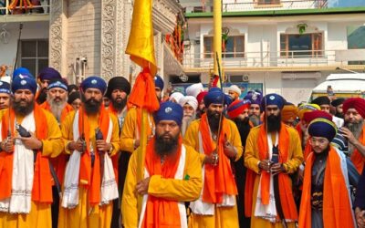 आस्था: पंच प्यारों के साथ हेमकुंड साहिब के लिए रवाना हुआ हजारों श्रद्धालुओं का जत्था–