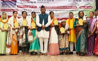 जय हिंद: गोपेश्वर में पूर्व सैनिकों और सामाजिक कार्यकर्ताओं का सम्मान, देशभक्ति गीत भी गूंजे–
