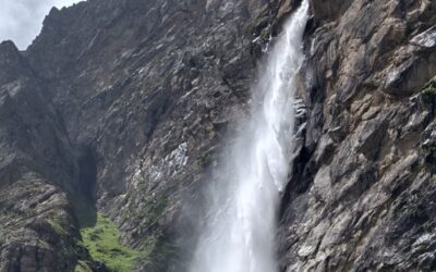 चमोली: प्राकृतिक सौंदर्य और आस्था का संगम है वसुधारा ट्रैक–