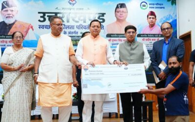 हरी झंडी: उत्तराखंड में ग्रीन मोबिलिटी को मिली नई रफ्तार, 11 स्वच्छ ईंधन आधारित वाहनों को दिखाई हरी झंडी–