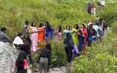 चमोली: दो माह में ही टूटा पिछले सीजन का रिकॉर्ड, फूलों की घाटी में उमड़े पर्यटक–
