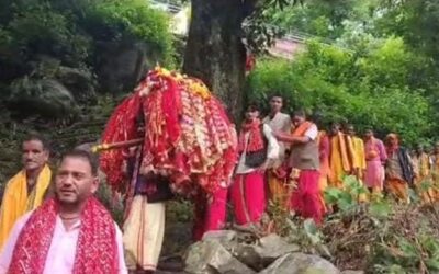 चमोली: नौ साल बाद दिवारा यात्रा पर निकलीं मां इंद्रामति भगवती, चटोली गांव में हुआ भव्य स्वागत–