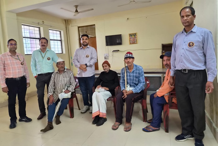 चमोली: जीवन बीमा निगम की गोपेश्वर शाखा में धूमधाम से मनाया गया 70वां स्थापना दिवस–