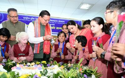 उत्तराखंड: दिव्यांग बच्चों के बीच अपना जन्म दिवस मनाने पहुंचे मुख्यमंत्री पुष्कर सिंह धामी–