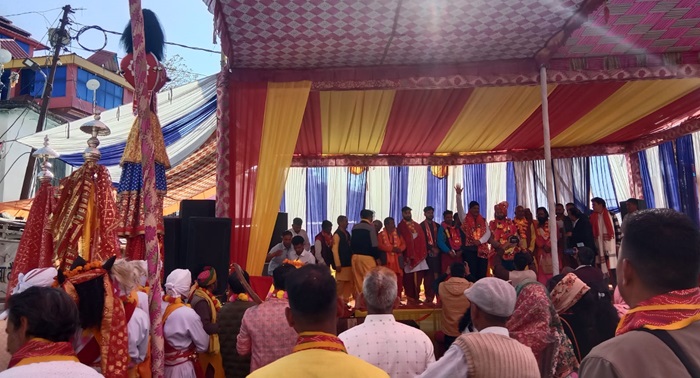 आस्था